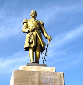 ramon castilla busto