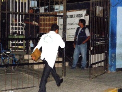 peritos-ciminalistica-entran-ala-caleta