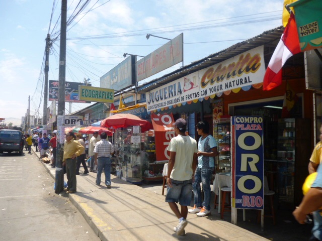 embanderado-calles-de-chimbote